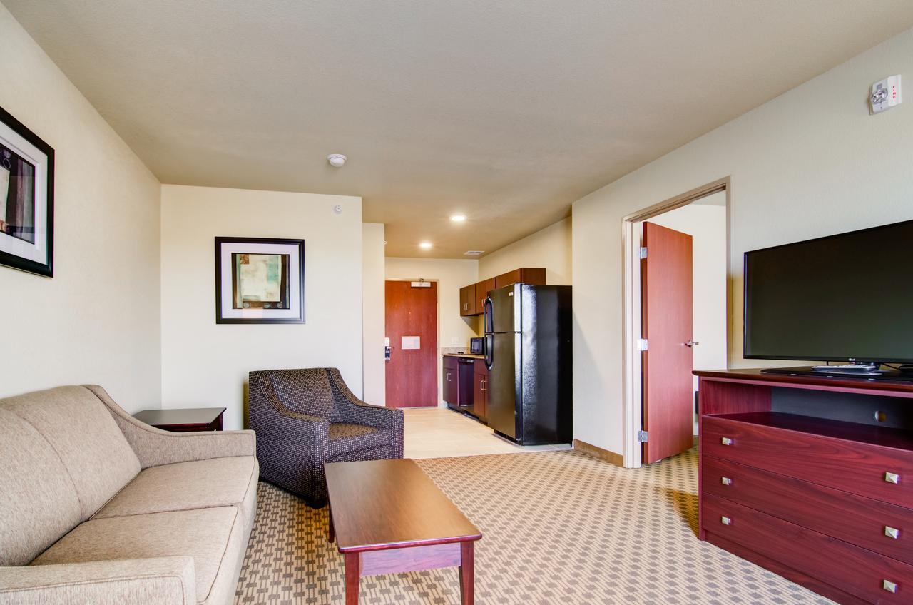 Castle Rock Inn & Suites - Quinter Exterior foto